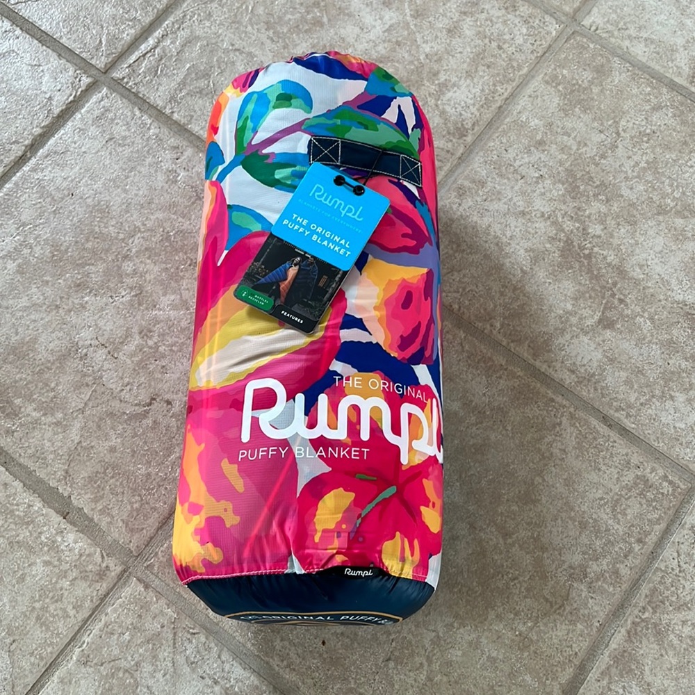 Rumpl Puffy Blanket NWT
